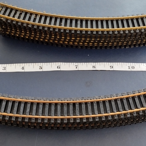 HO 00  Gauge Railroad Curved 18 Radius Brass  track Atlas,Garnet And Italian - Picture 3 of 9